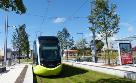 Brest (29) CONIMAST masten voor de tram!